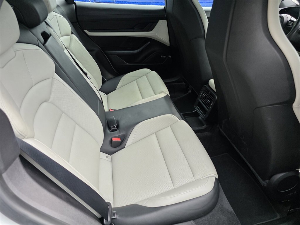 2021 Porsche Taycan Base photo 27