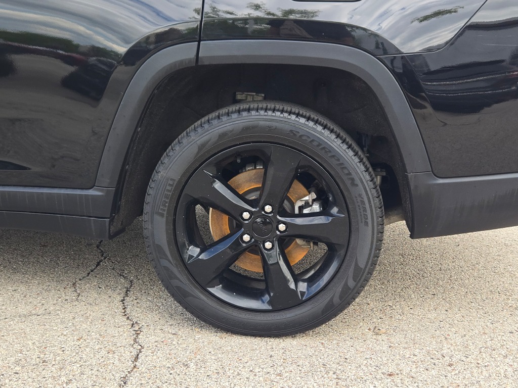 2022 Jeep Grand Cherokee Limited photo 16