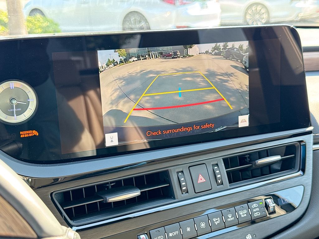 2024 Lexus ES 350 Luxury photo 31