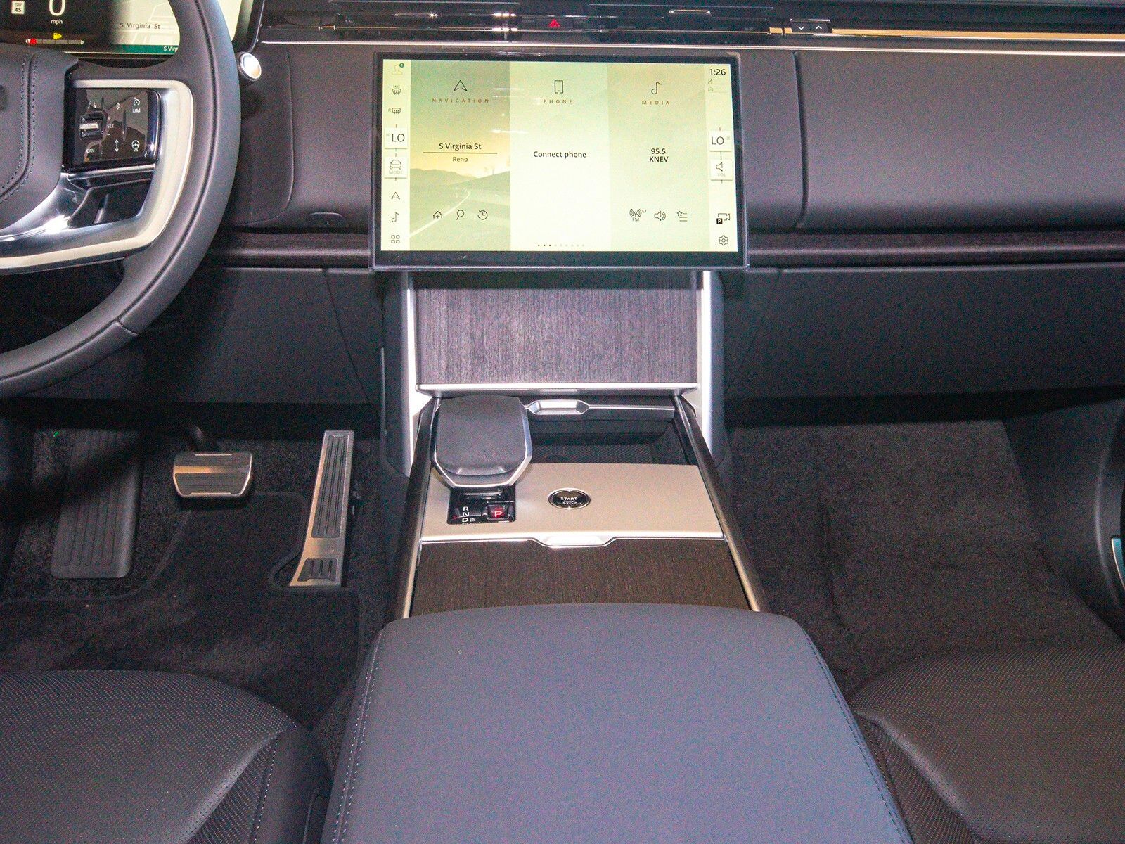 2025 Land Rover Range Rover SE photo 21