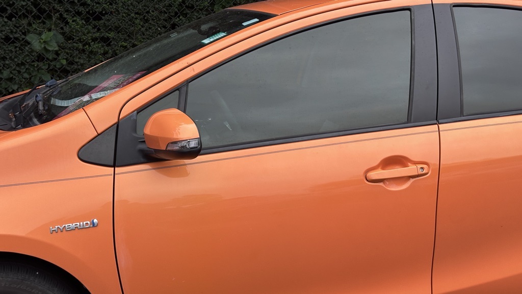2015 Toyota Prius C Two photo 9