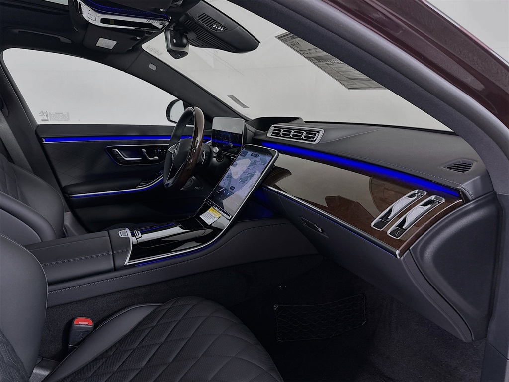 2026 Mercedes Benz S 580 4MATIC photo 31