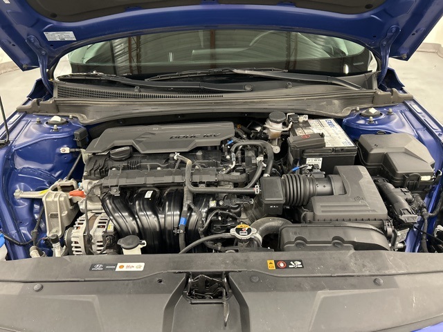 2023 Hyundai Elantra SEL photo 18