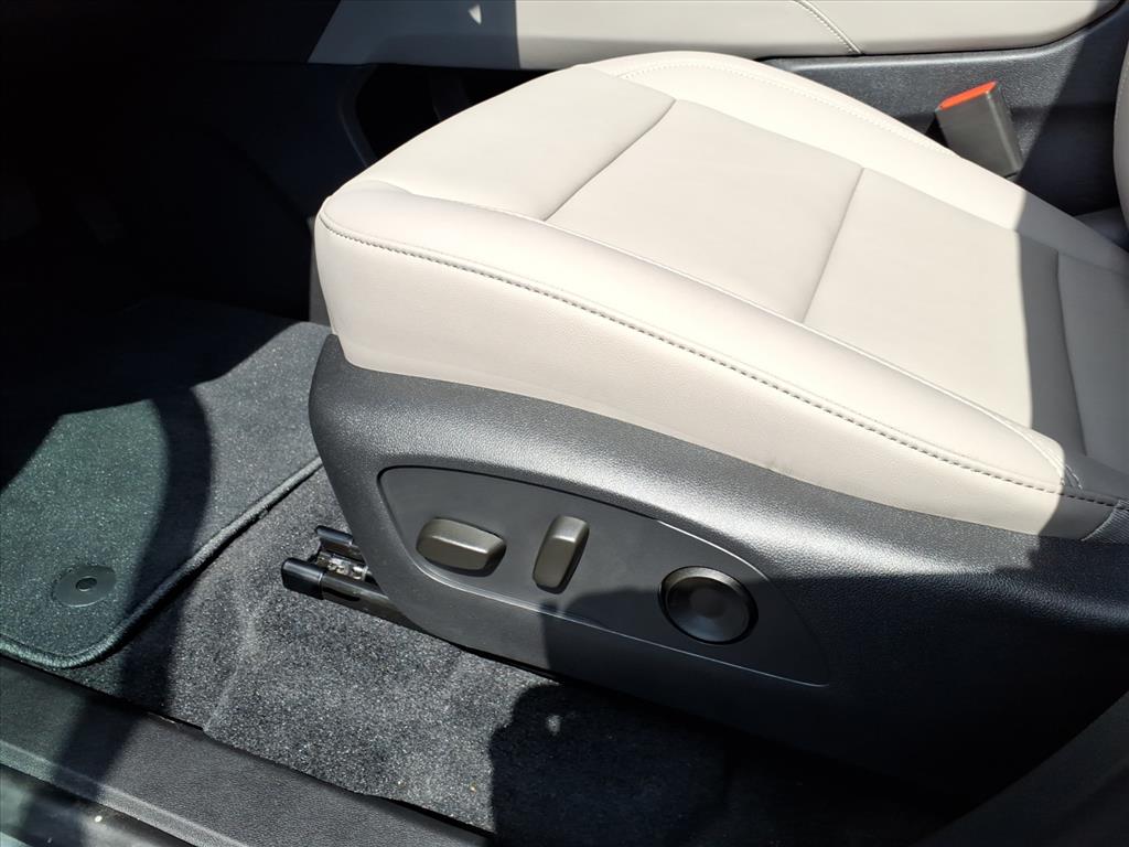2026 Gmc Acadia Elevation photo 14