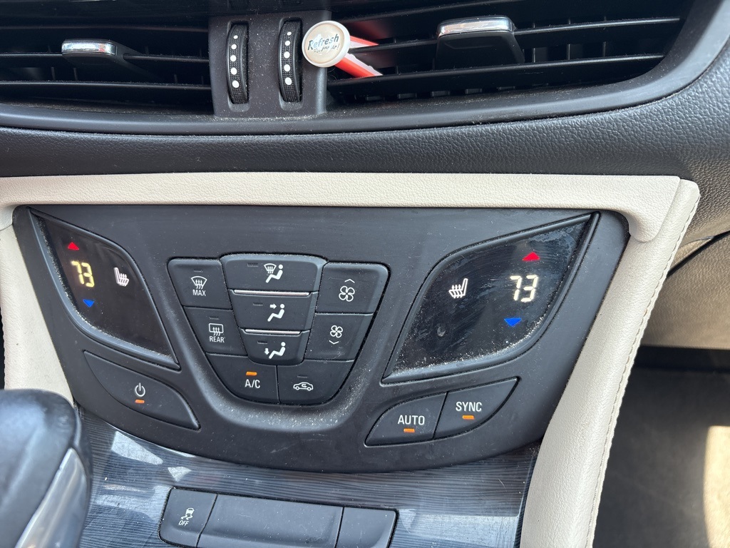 2018 Buick Envision Essence photo 18