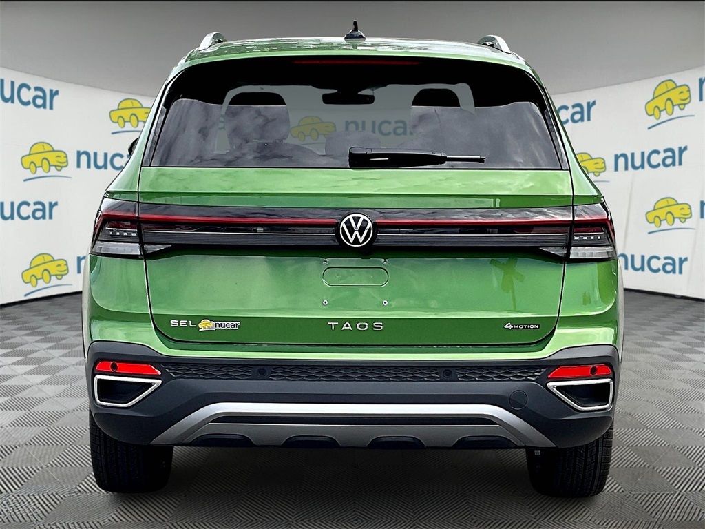 2025 Volkswagen Taos SEL photo 2