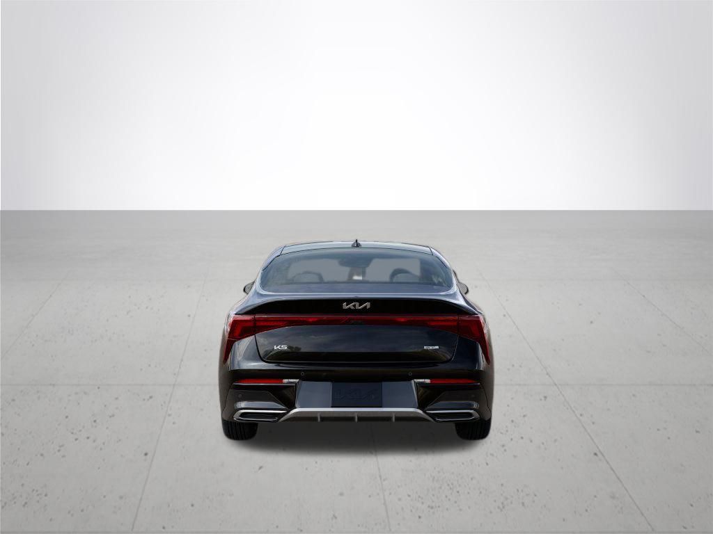 2026 Kia K5 GT-Line photo 4