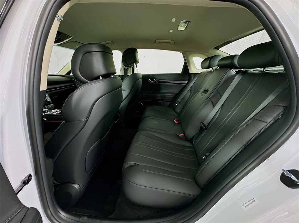 2025 Genesis G80 2.5T AWD photo 21