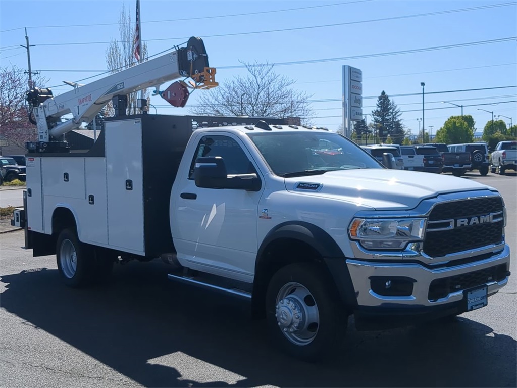 2024 Ram 5500 Tradesman photo 7