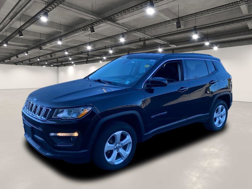 2018 Jeep Compass Latitude photo 3