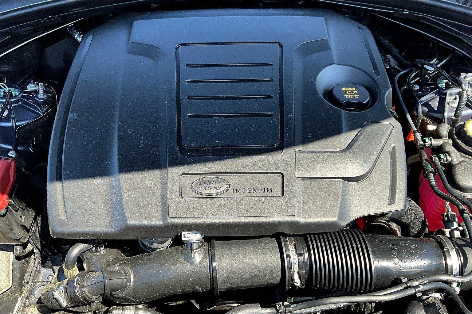 2026 Land Rover Range Rover Velar SE photo 15