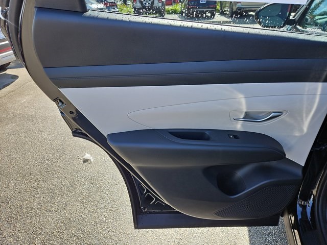 2026 Hyundai Tucson SEL photo 10