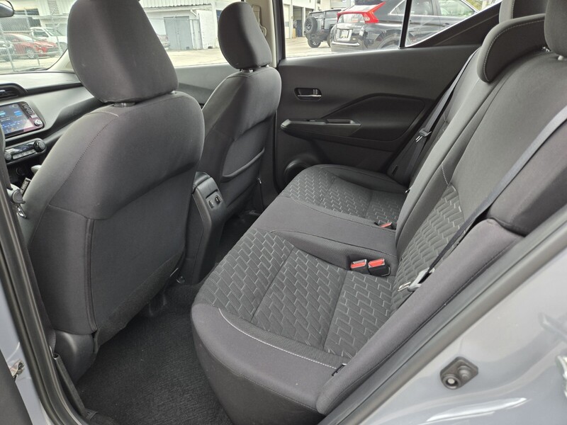 2021 Nissan Kicks SV photo 12