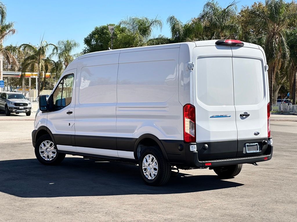 2024 Ford E-Transit 350