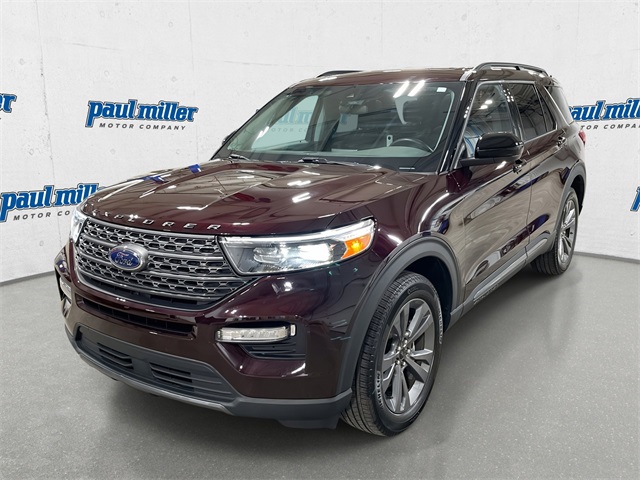 2023 Ford Explorer XLT's photo