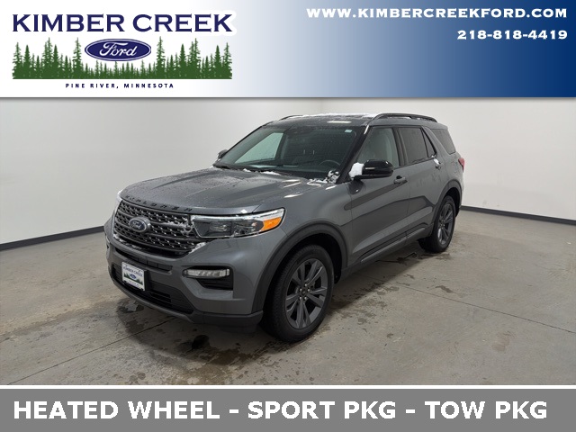 2023 Ford Explorer XLT's photo