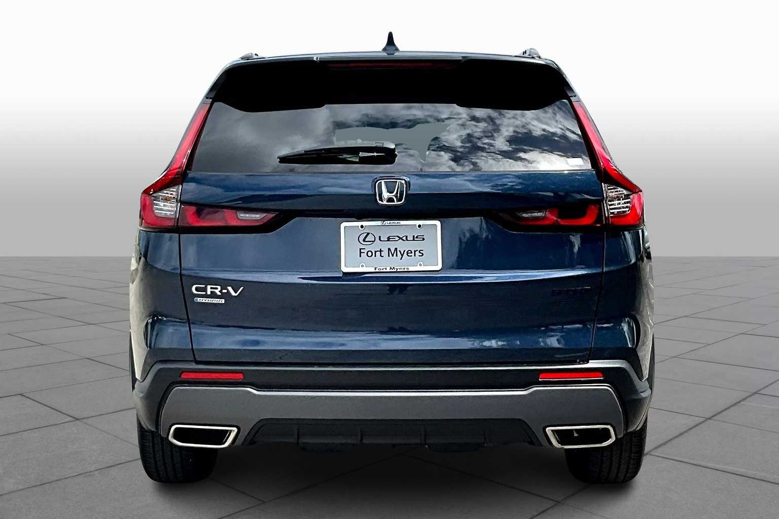 2023 Honda CR-V Hybrid Sport photo 3