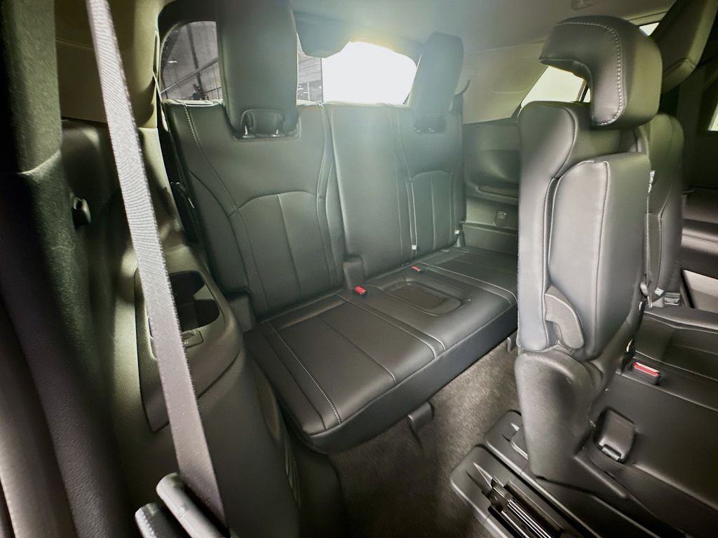 2023 Infiniti QX60 Luxe photo 33
