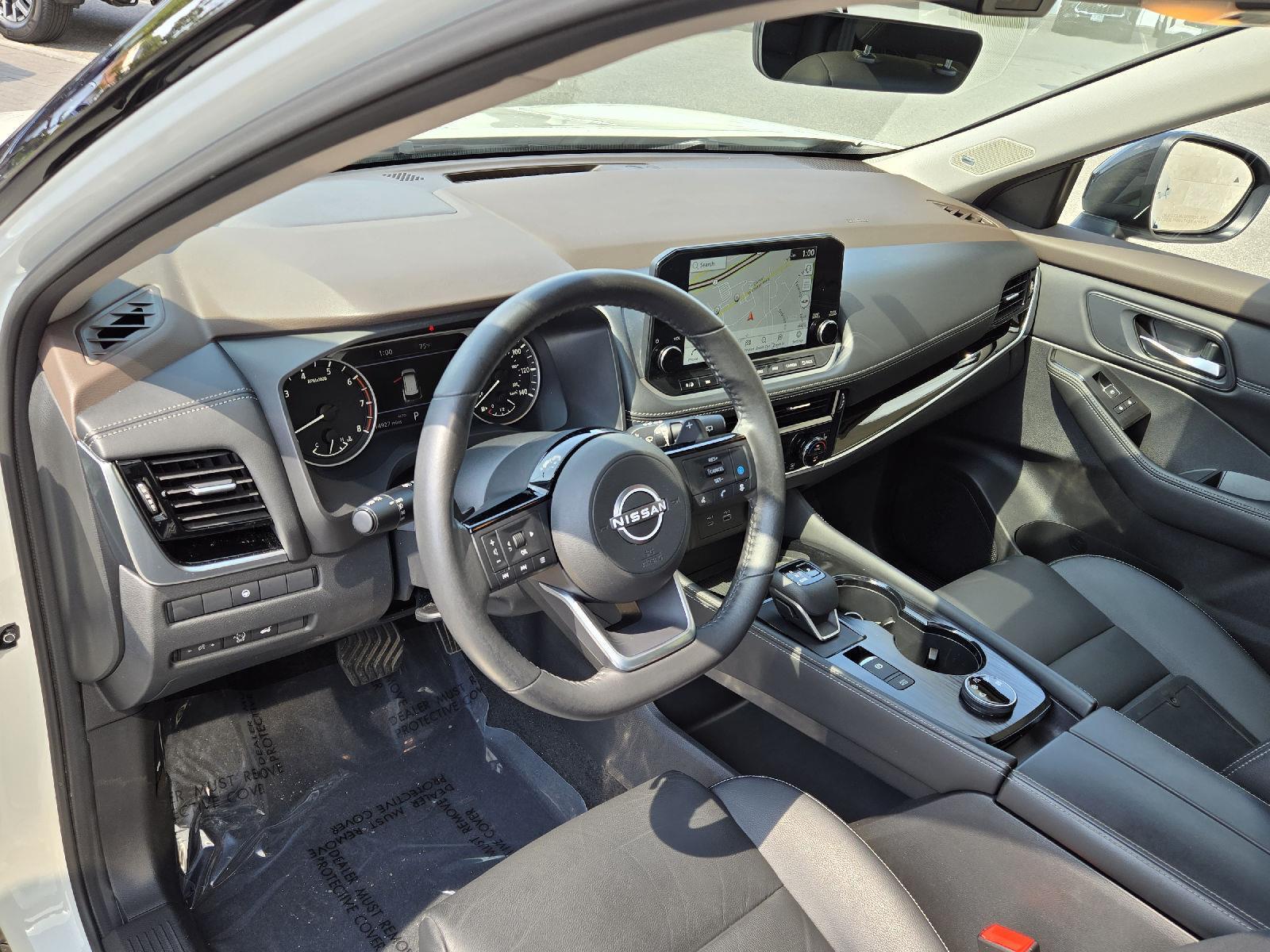 2023 Nissan Rogue SL photo 5