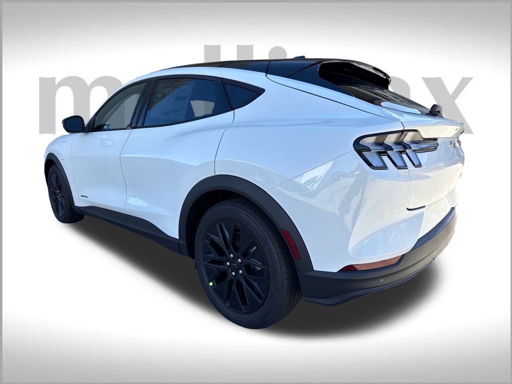 2025 Ford Mustang Mach-E Select photo 3
