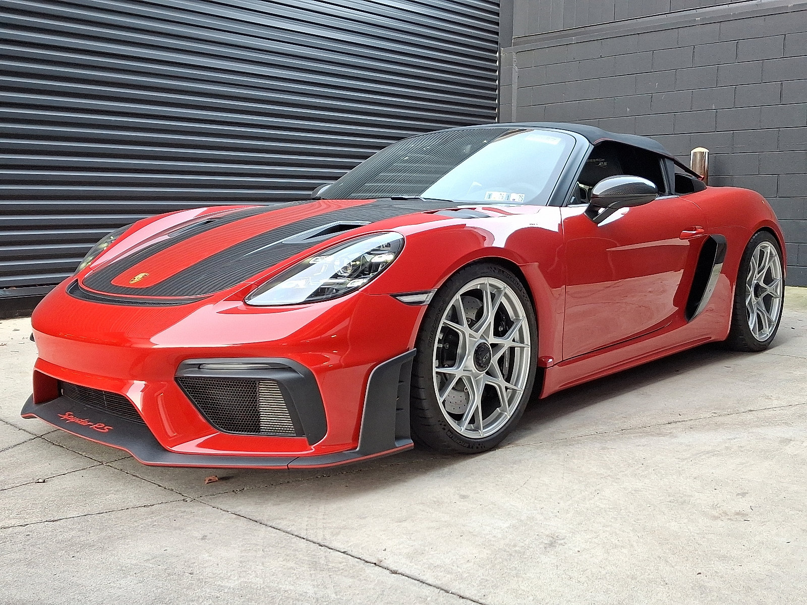 2025 Porsche 718 Spyder RS's photo