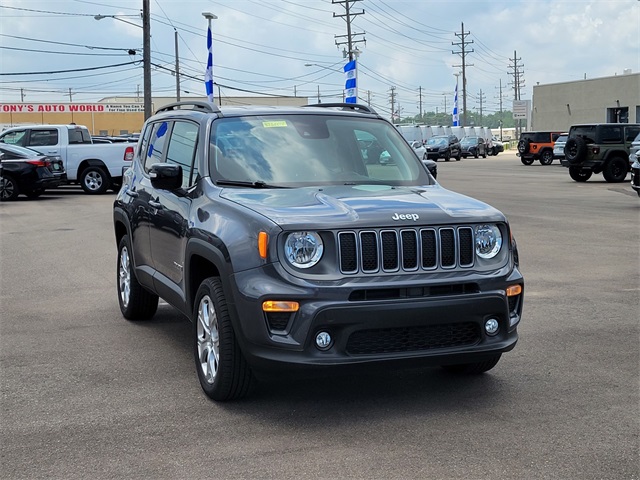 2022 Jeep Renegade Limited photo 3