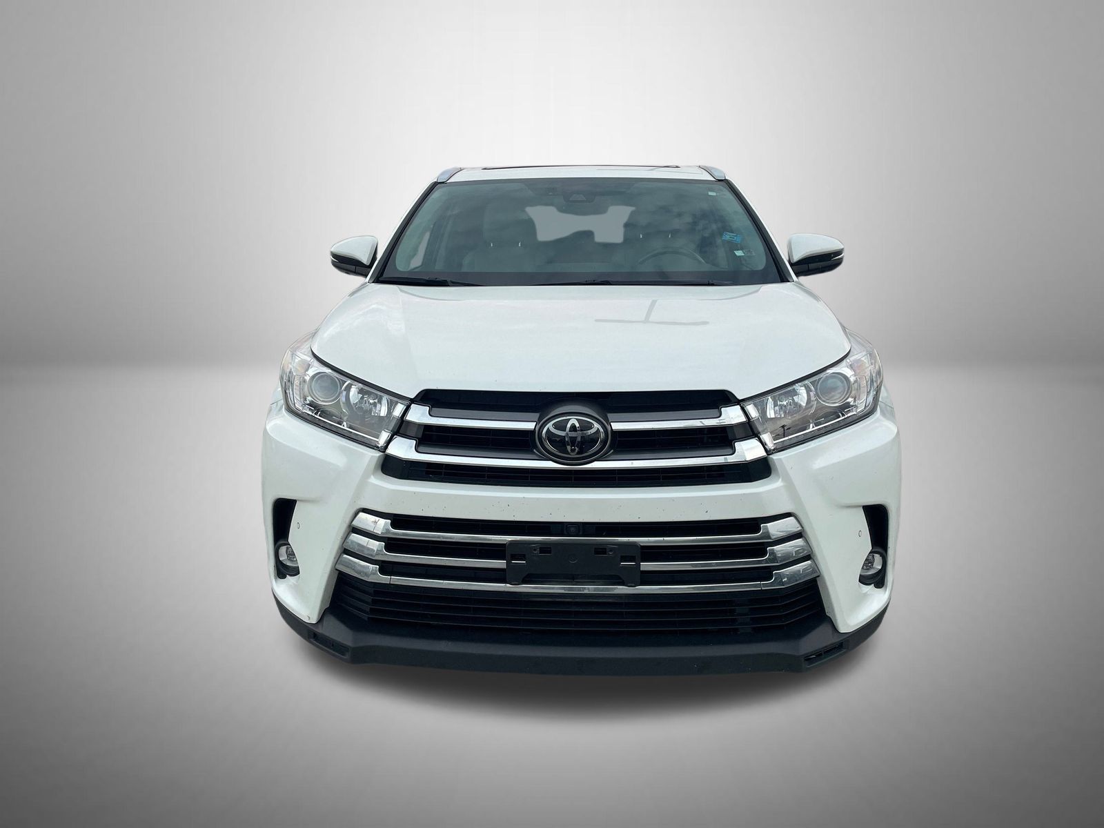 2019 Toyota Highlander Limited Platinum photo 2