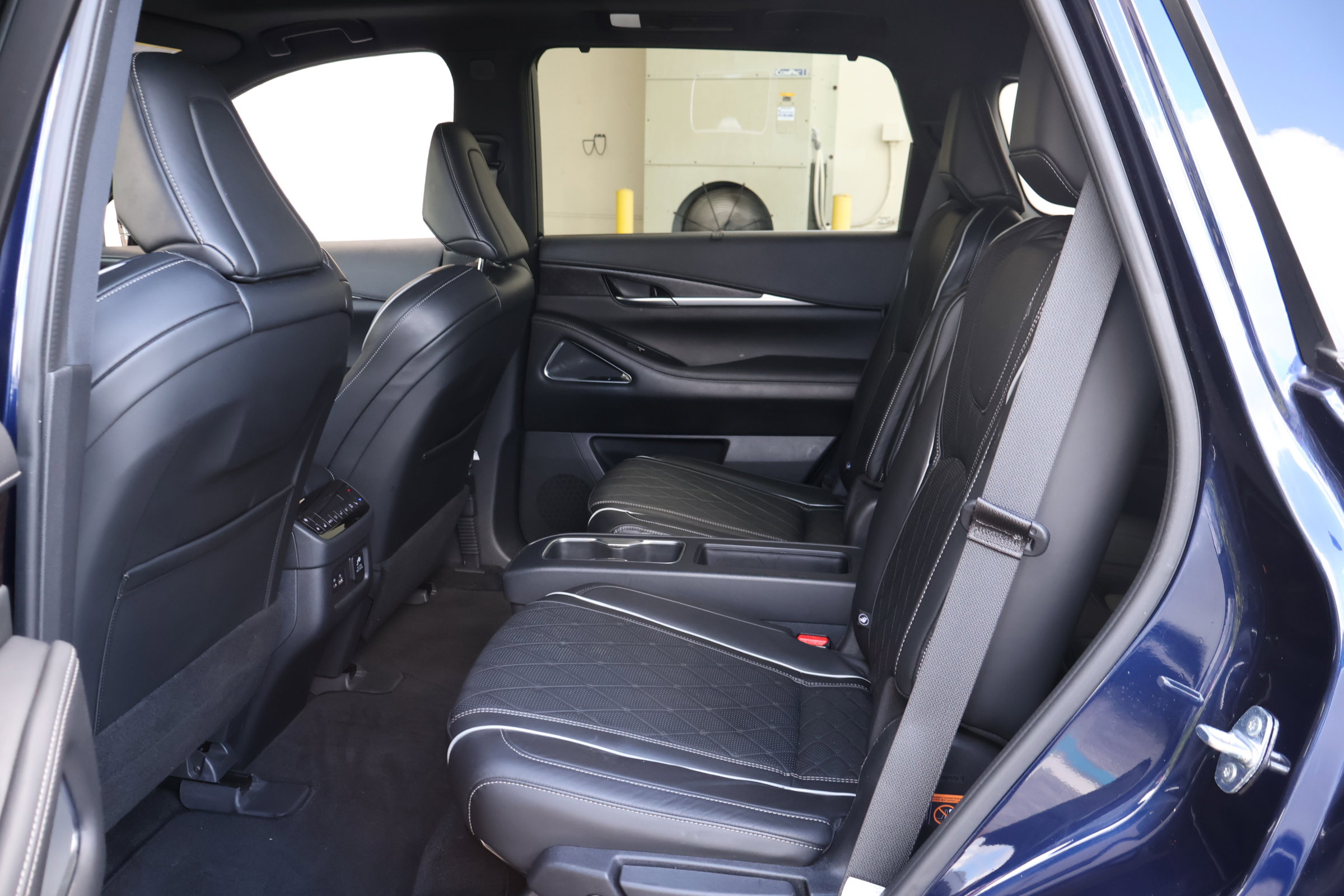 2022 Infiniti QX60 Autograph photo 17