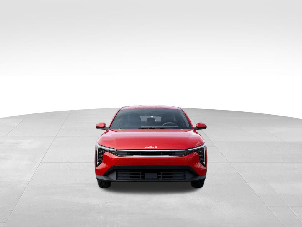 2025 Kia K4 LXS photo 2