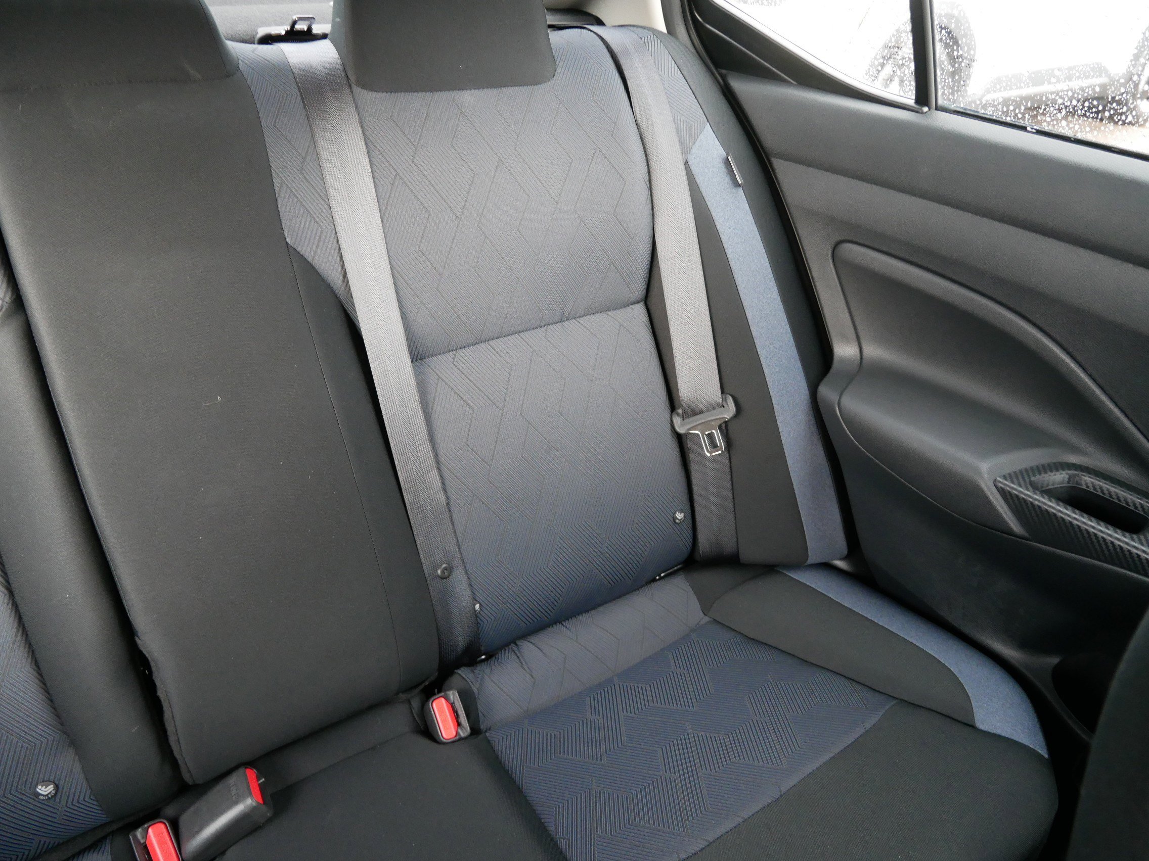 2024 Nissan Versa SV photo 12
