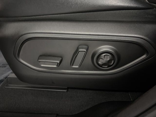 2023 Jeep Grand Cherokee Limited photo 9