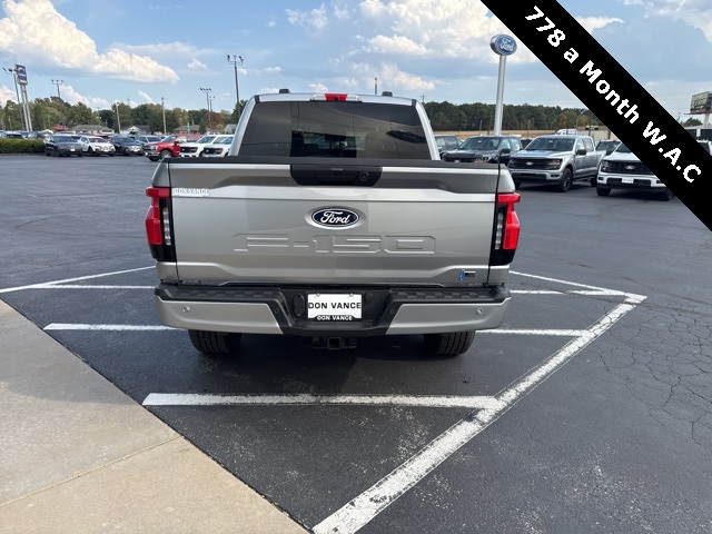 2025 Ford F-150 Lightning photo 5