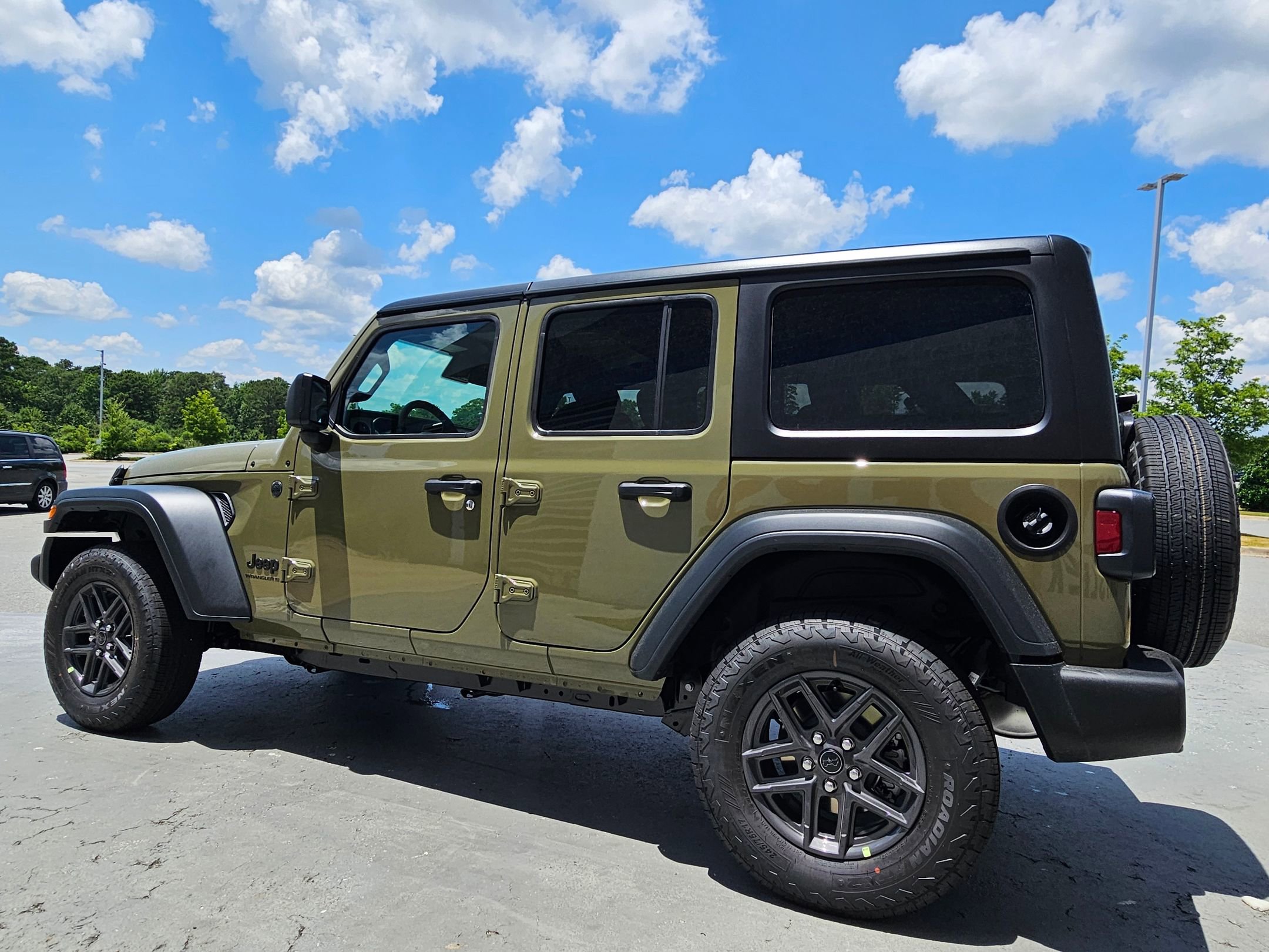 2025 Jeep Wrangler Sport S photo 4