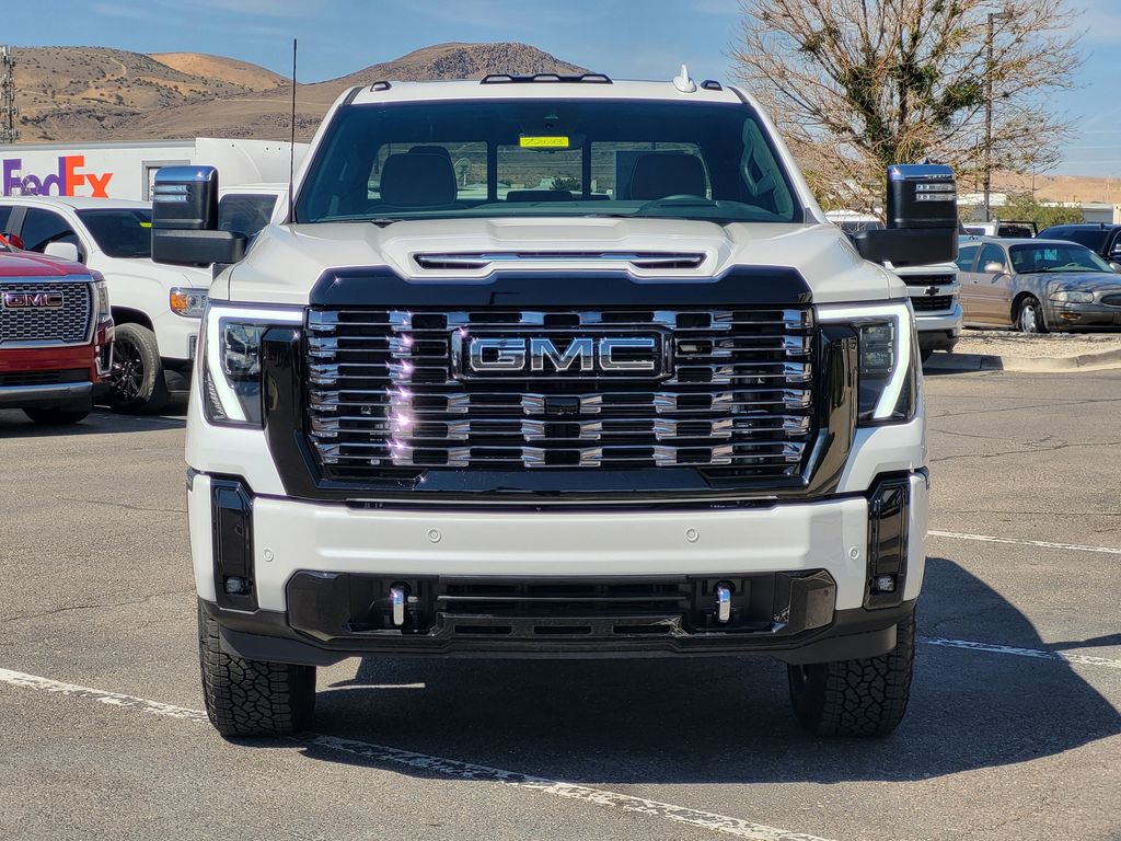 2025 Gmc Sierra 3500 HD Denali Ultimate photo 3