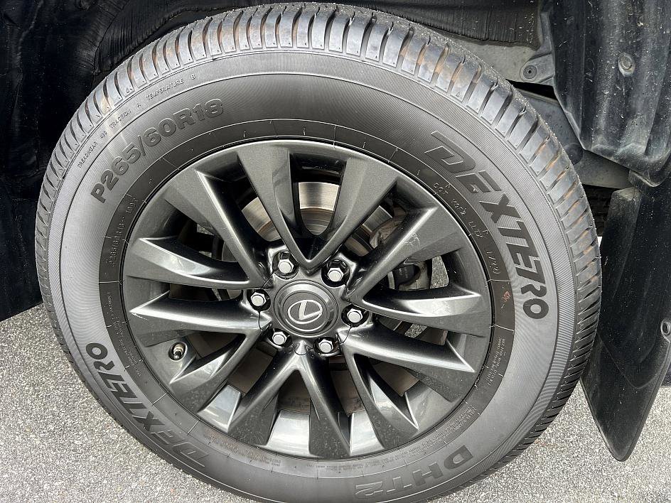 2020 Lexus GX 460 Premium photo 10