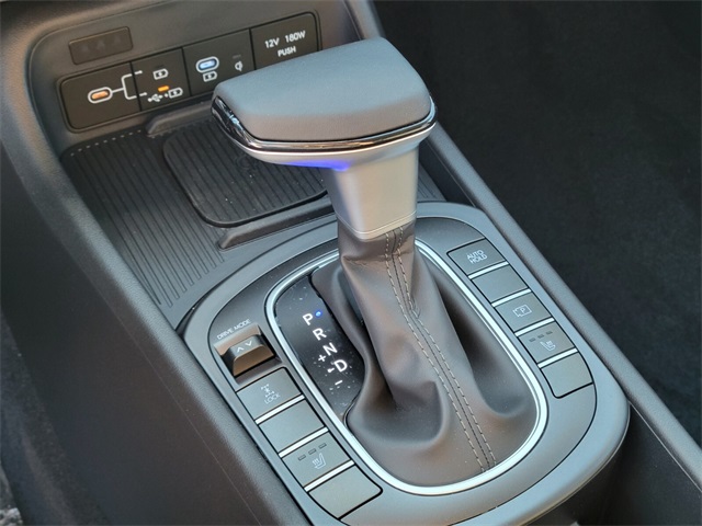 2026 Hyundai Kona SEL photo 14