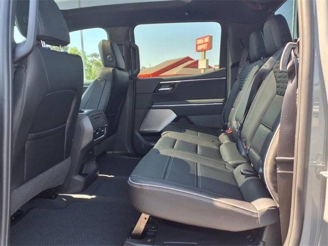 2025 Gmc Sierra EV Denali photo 4