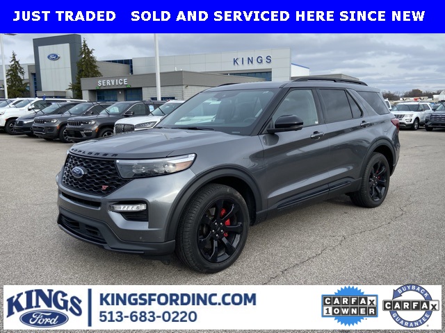 2023 Ford Explorer ST's photo