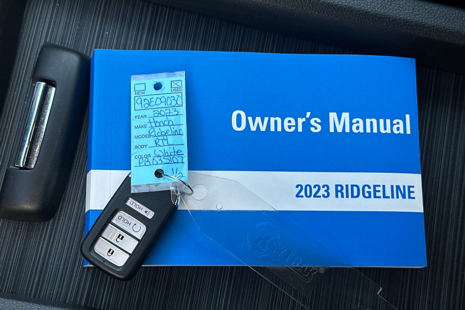 2023 Honda Ridgeline RTL photo 8