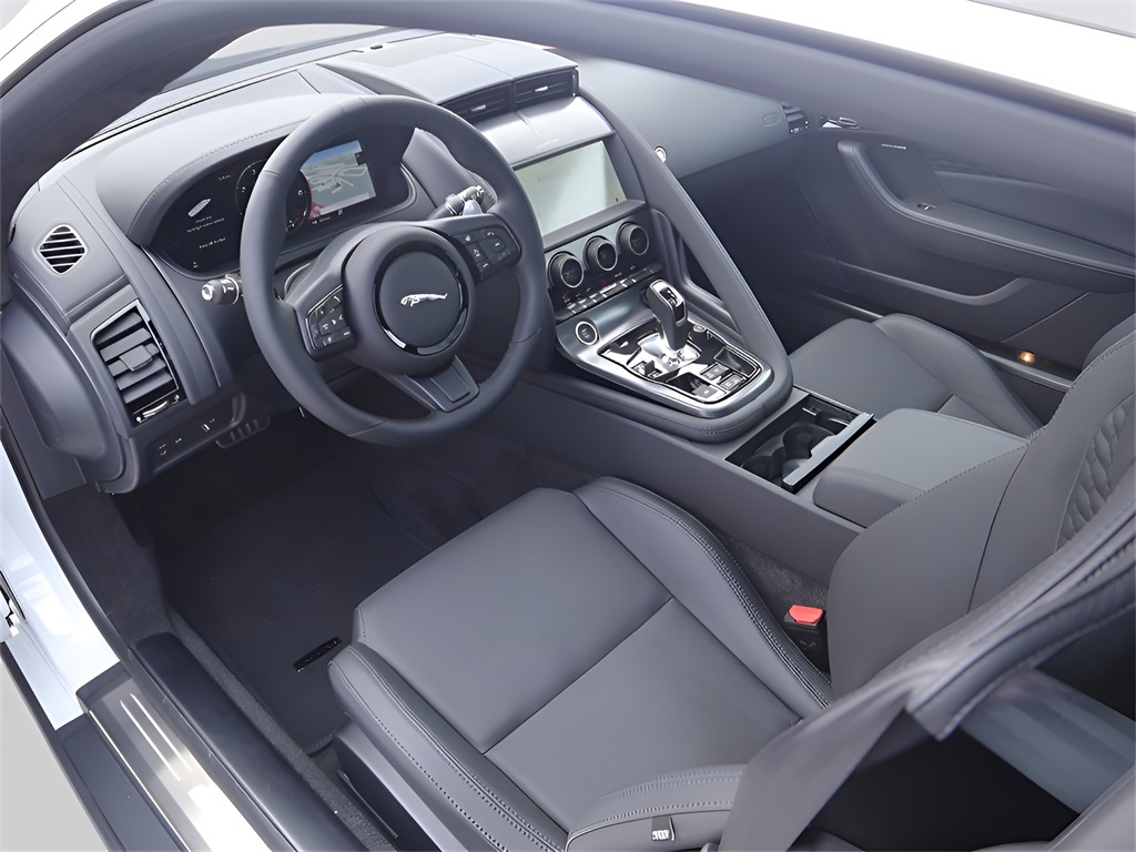 2024 Jaguar F-TYPE P450 photo 24