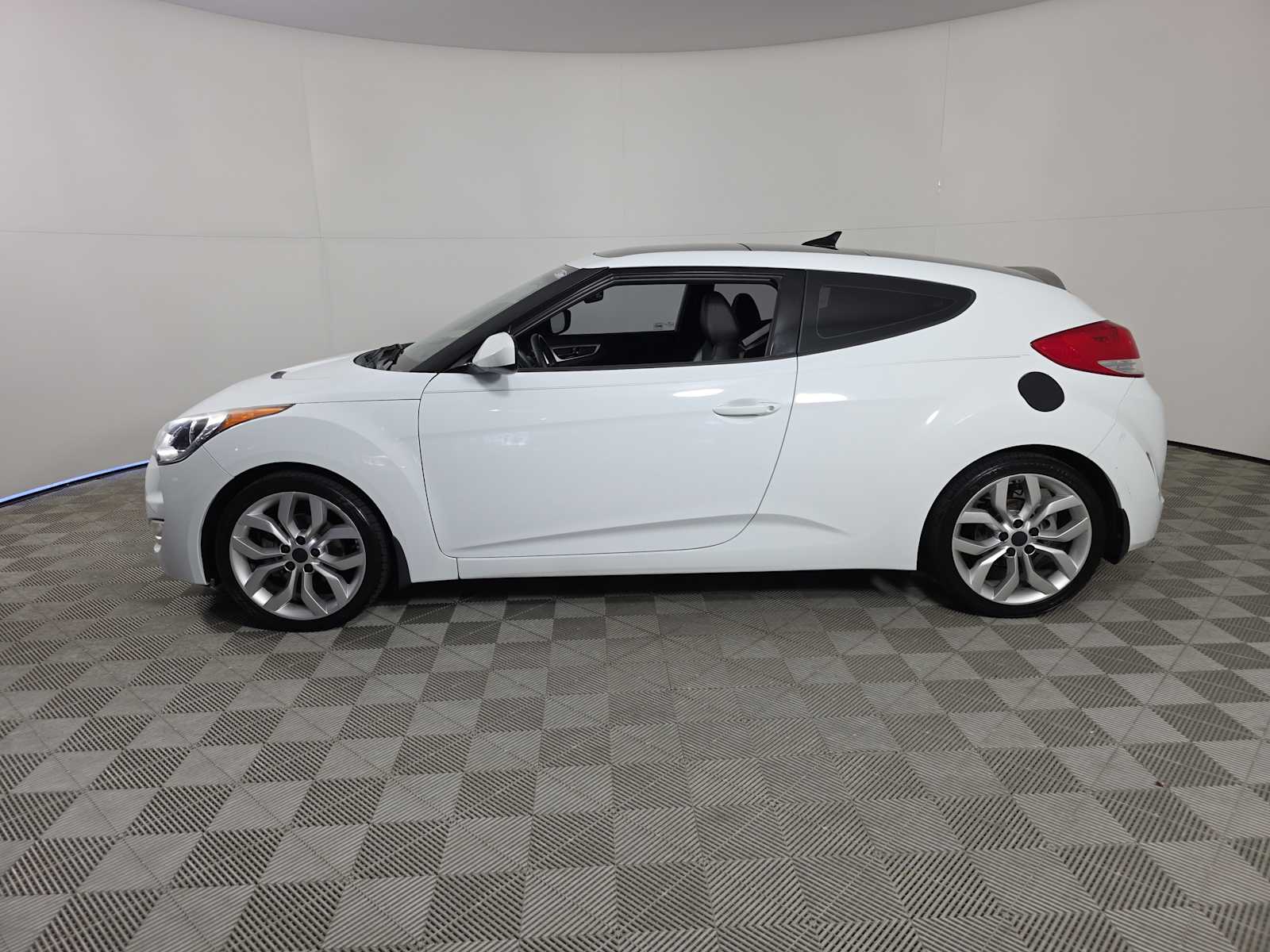 2013 Hyundai Veloster Base Turbo Ultimate photo 4