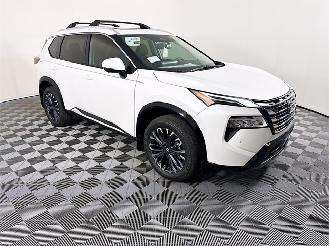 2026 Nissan Rogue Platinum's photo