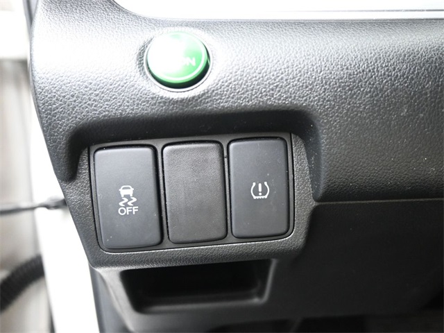 2015 Honda CR-V LX photo 16