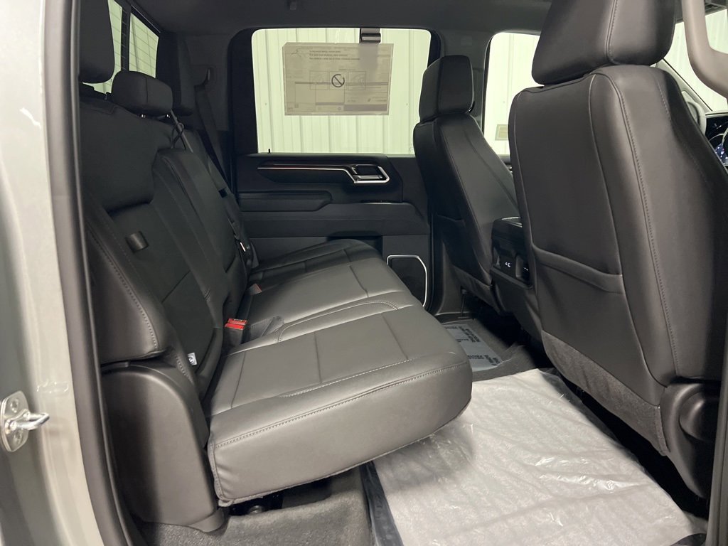 2026 Chevrolet Silverado 2500HD LT photo 6