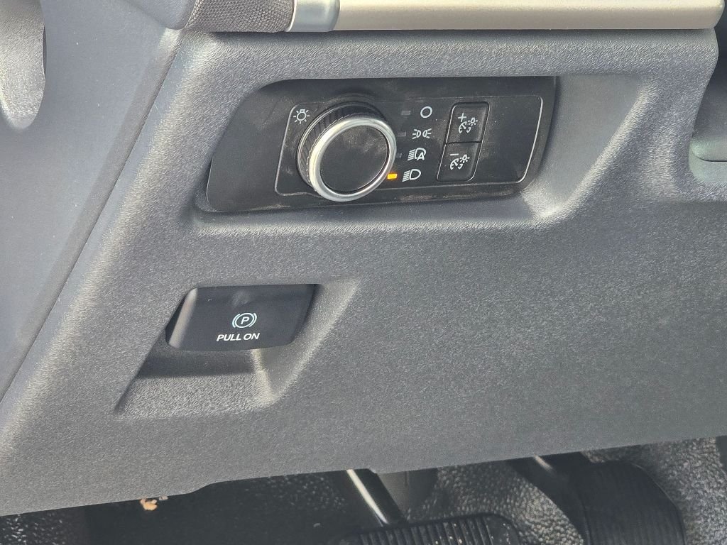 2025 Ford Expedition XL photo 5