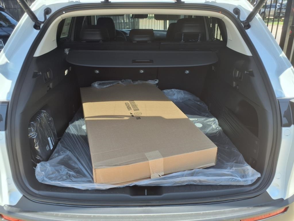 2025 Mazda CX-50 Premium photo 17
