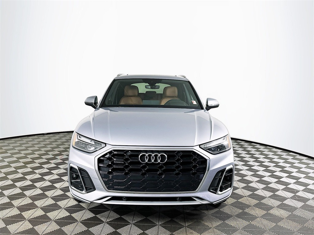 2022 Audi Q5 45 S line Premium photo 2