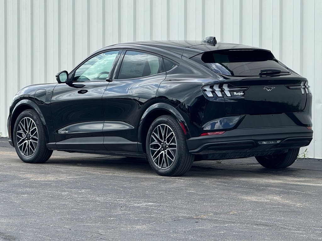 2025 Ford Mustang Mach-E Premium photo 5