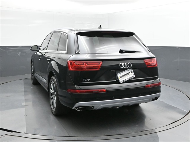 2019 Audi Q7 55 Premium photo 8