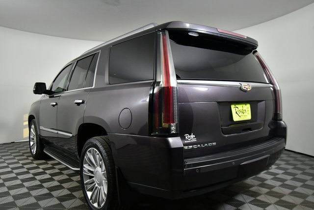 2016 Cadillac Escalade Luxury photo 12